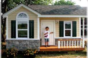 Playhouse Very Fancy
